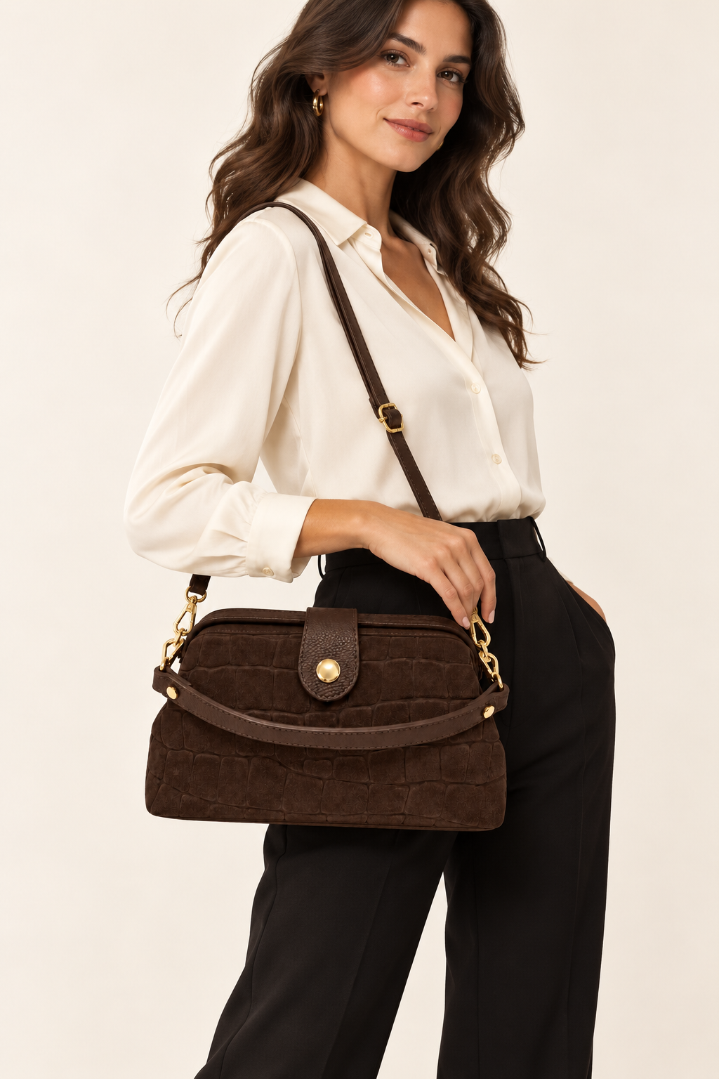 Borsa Soleil Testa di moro indossata dalla modella